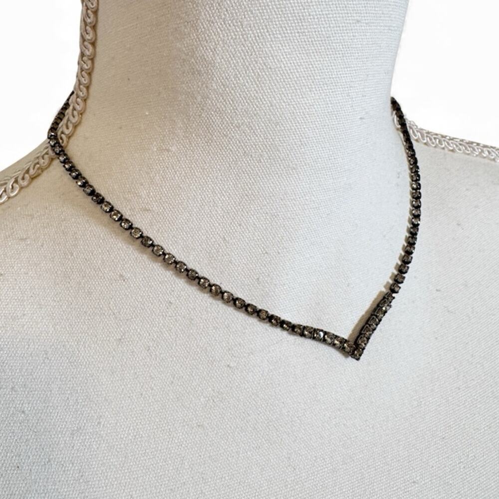 Vintage Gold Tone Rhinestone Necklace Womens Estate Jewelry Delicate Short